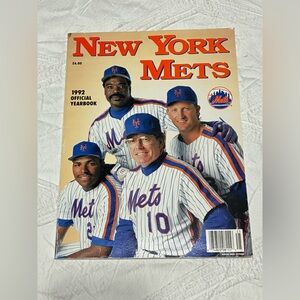 Vintage 1992 Official New York Mets Yearbook Magazine